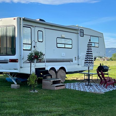 Mission Mountain Camper Διαμέρισμα Saint Ignatius Εξωτερικό φωτογραφία